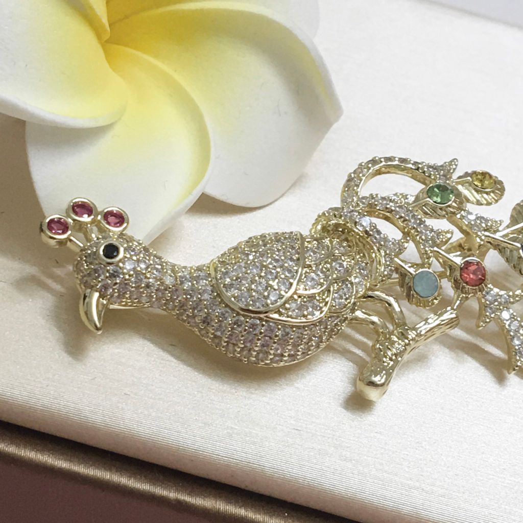  Cài Áo Con Phượng Hoàng Màu Vàng Pha Lê Màu (AA) 