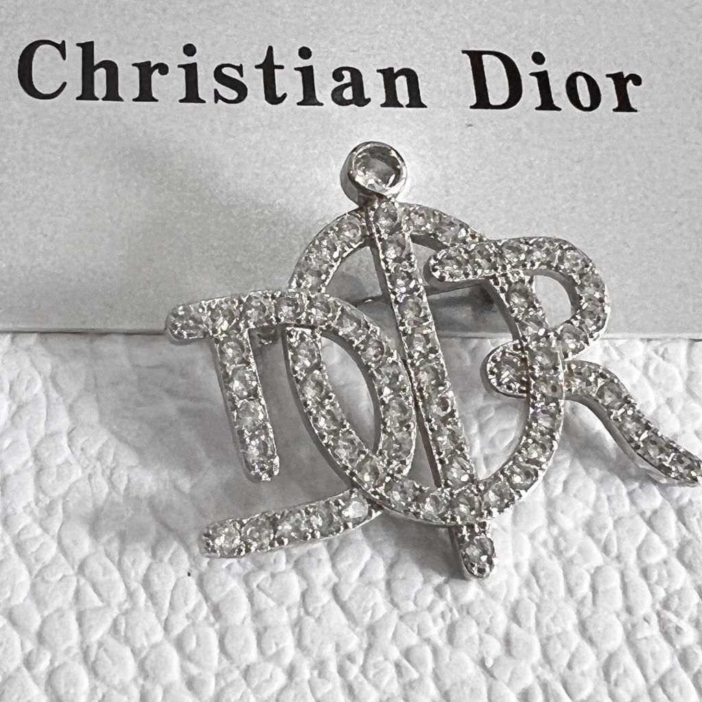  Cài Áo Nam, Nữ - Dior Màu Trắng Pha Lê (AU) 