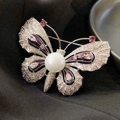  Cài Áo Con Bướm Ngọc Trai & Pha Lê (AI) 