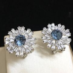  Bông Tai Cánh Hoa Pha Lê Xanh Bích & Trắng Sang Trọng (BE) 