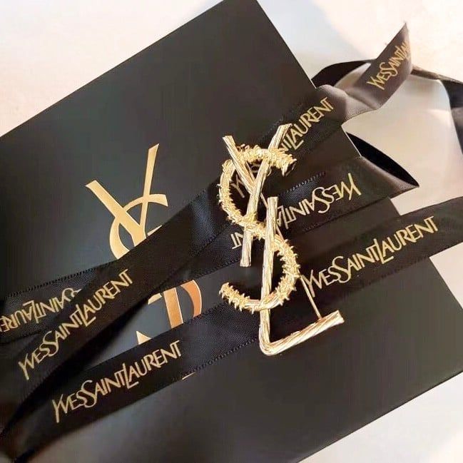  Cài Áo Nam, Nữ - YSL Màu Vàng Bản Nhỏ Phong Cách Cá Tính (AP) 