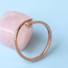  Nhẫn Titan Cao Cấp - Cây Đinh Cartier Màu Vàng Hồng Pha Lê (AI) 