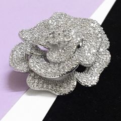  Bộ Trang Sức Hoa Trà Chanel Trắng - Cài Áo & Bông Tai Pha Lê (AJ) 