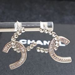  Bông Tai Chanel Bản To Màu Trắng Pha Lê (BQ) 