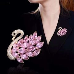  Cài Áo Con Thiên Nga Màu Vàng Pha Lê Hồng (AH) 