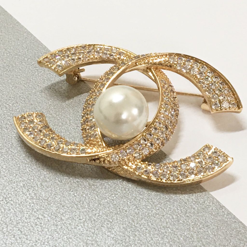  Cài Áo Chanel Màu Vàng Hồng Ngọc Trai & Pha Lê Trắng (AD) 