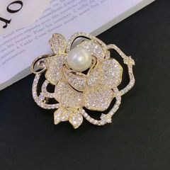  Cài Áo Hoa Hồng Vàng Ngọc Trai & Pha Lê Trắng (AK) 