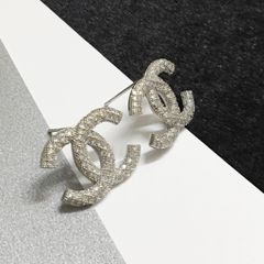  Bông Tai Chanel Bản To Màu Trắng Pha Lê (BO) 