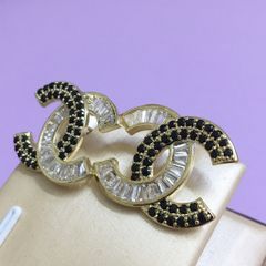  Bông Tai Chanel Bản To Màu Vàng Pha Lê Đen & Trắng Cá Tính (AI) 