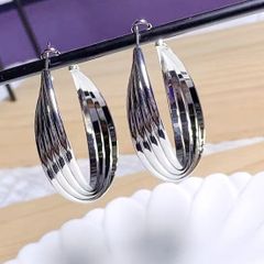  Bông Tai Khoen Tròn Xoắn Màu Trắng Cá Tính (BG) 