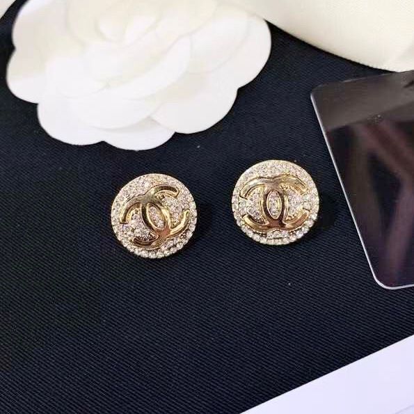  Bông Tai Chanel Bản To Màu Vàng Pha Lê Trắng (CJ) 