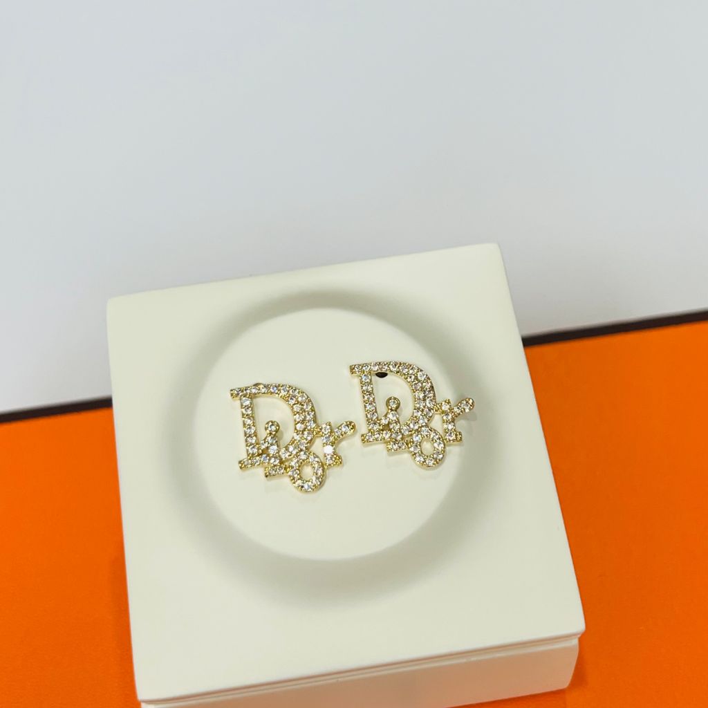  Bông Tai Dior Màu Vàng 1,5cm Pha Lê Trắng (AU) 