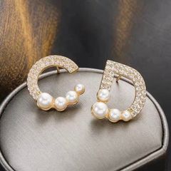  Bông Tai Dior Màu Vàng Bản To Ngọc Trai & Pha Lê Trắng (AE) 