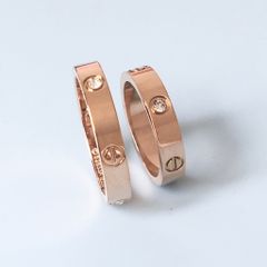  Nhẫn Cặp Đôi Tình Yêu - Cartier Màu Vàng Hồng TiTan Cao Cấp Pha Lê (AH) 