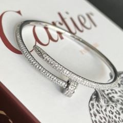  Vòng Tay Nam, Nữ TiTan Cao Cấp - Cartier Cây Đinh Màu Trắng Pha Lê (AC) 