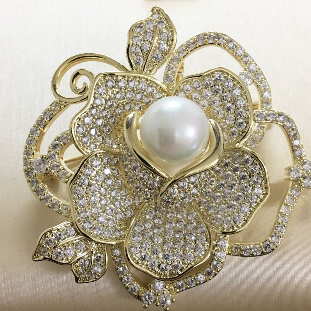  Cài Áo Hoa Hồng Vàng Ngọc Trai & Pha Lê Trắng (AK) 