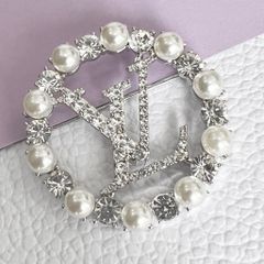  Cài Áo Nam, Nữ - LV Màu Trắng Ngọc Trai & Pha Lê (AC) 