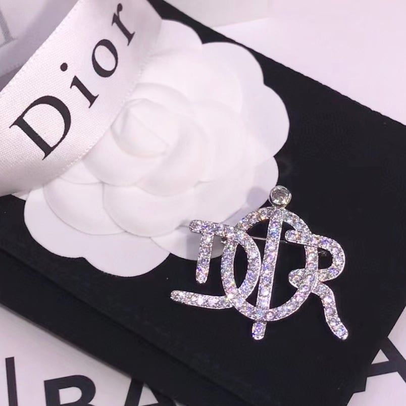  Cài Áo Nam, Nữ - Dior Màu Trắng Pha Lê (AU) 