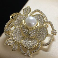  Cài Áo Hoa Hồng Vàng Ngọc Trai & Pha Lê Trắng (AK) 