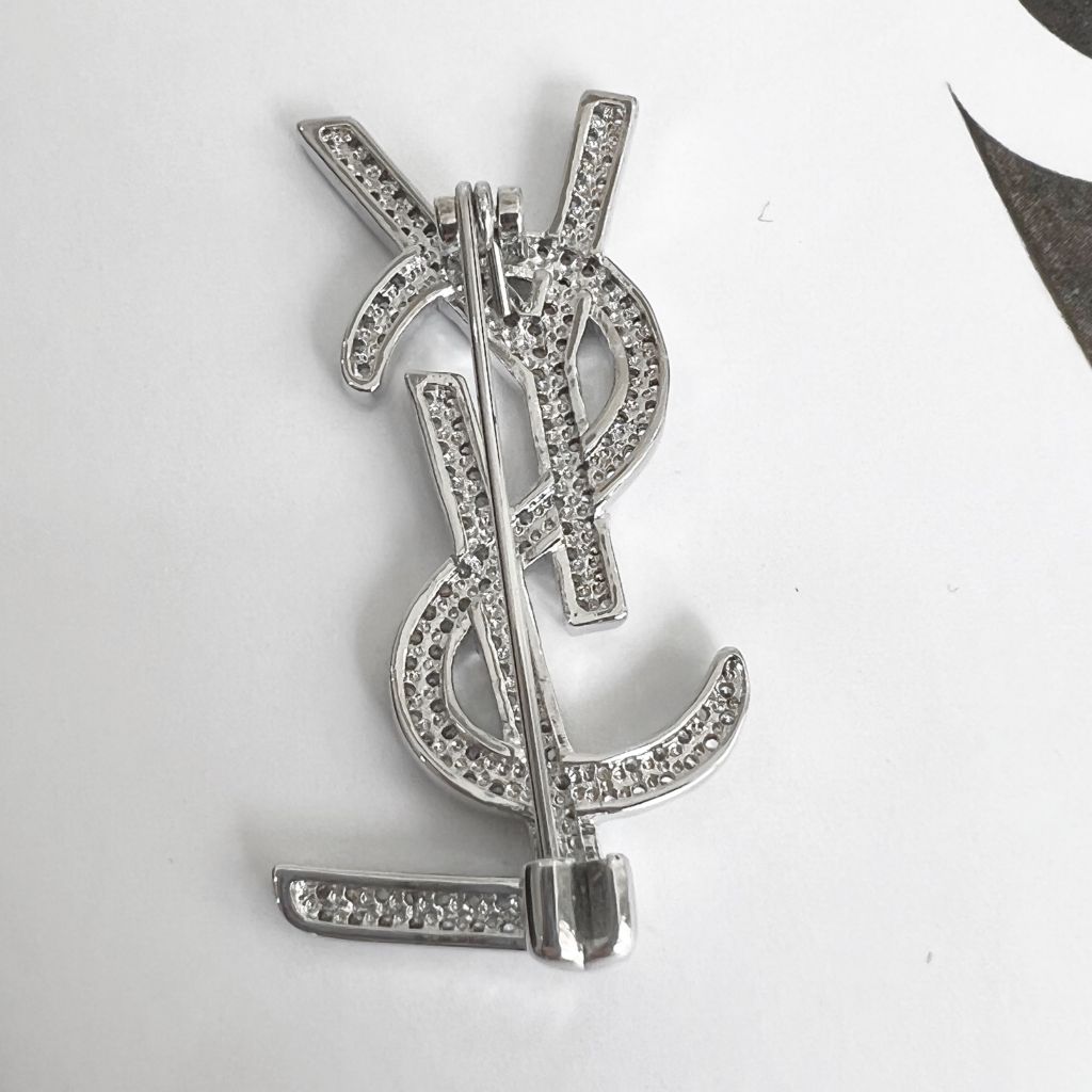  Cài Áo Nam, Nữ - YSL Màu Trắng Pha Lê (AJ) 