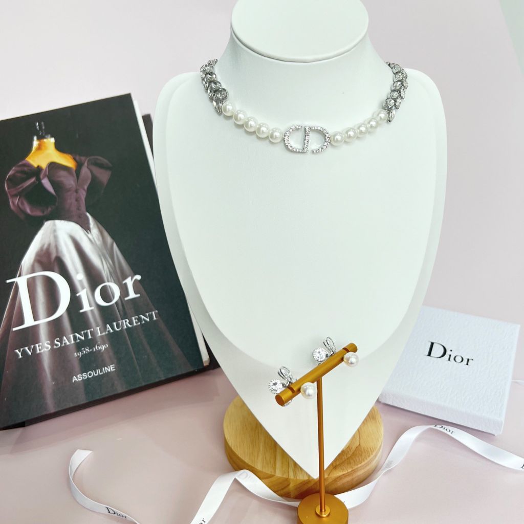  Bộ Trang Sức Di.oor Trắng - Vòng cổ Choker & Bông Tai Ngọc Trai, Pha Lê 2 Kiểu Đeo Quý Phái (AG) 