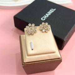  Bông Tai Chanel Cánh Hoa Màu Trắng Pha Lê (CK) 