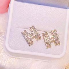  Bông Tai Hermes Màu Vàng Pha Lê Trắng (AH) 