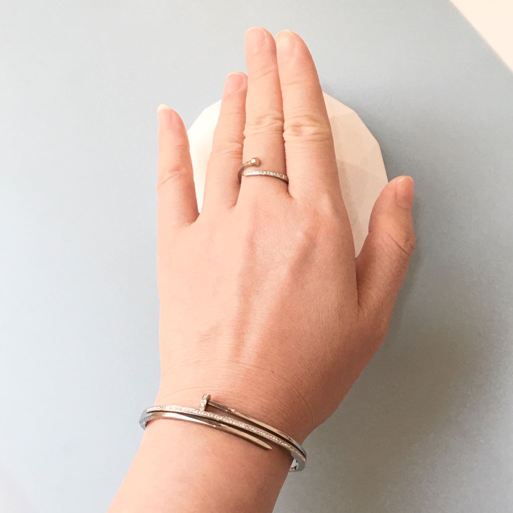  Bộ Trang Sức Cartier Titan Cao Cấp - Vòng Tay & Nhẫn Màu Trắng Pha Lê (AQ) 