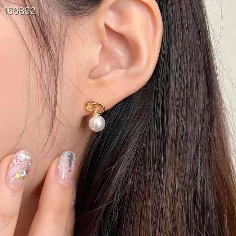  Bông Tai Dior Màu Vàng Ngọc Trai (AR) 