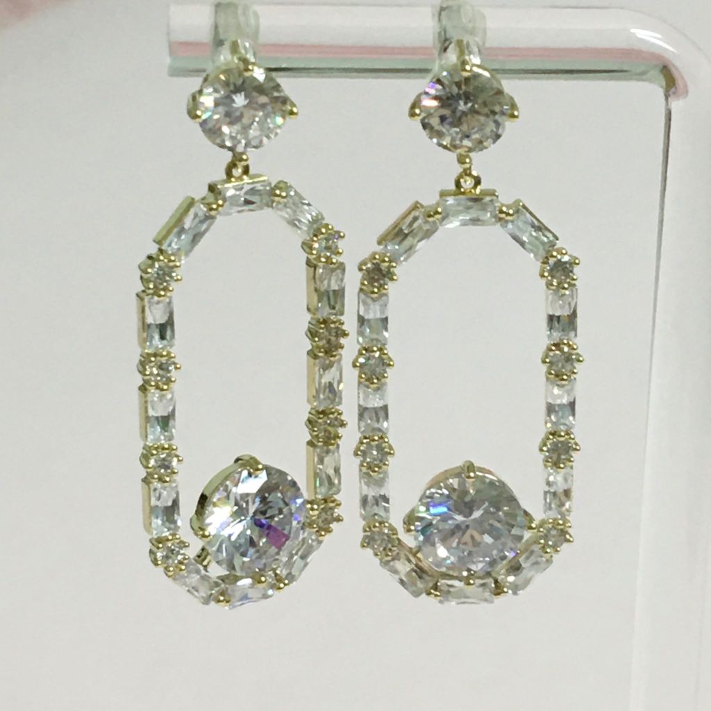  Bông Tai Chữ Nhật Bản To Màu Vàng Pha Lê Trắng (AD) 