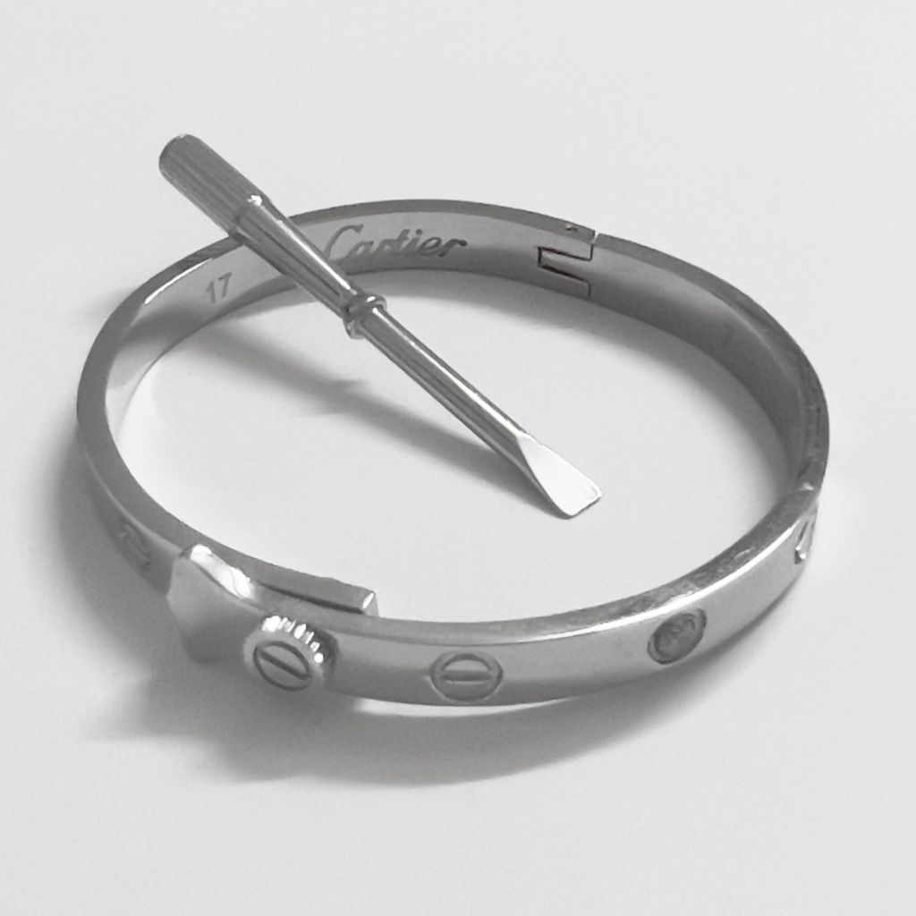  Vòng Tay TiTan Cao Cấp - Cây Đinh Cartier & Tua Vít Màu Trắng Pha Lê (AG) 