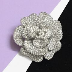  Cài Áo Hoa Trà Chanel Pha Lê Trắng (BF) 
