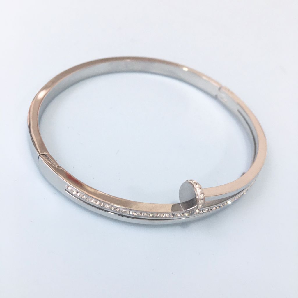  Bộ Trang Sức Cartier Titan Cao Cấp - Vòng Tay & Nhẫn Màu Trắng Pha Lê (AQ) 