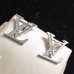  Bộ Trang Sức LV Trắng - Cài Áo & Bông Tai Pha Lê (AA) 