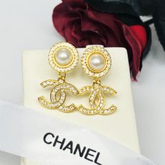  Bông Tai Chanel Bản To Màu Vàng Ngọc Trai & Pha Lê Trắng (CH) 