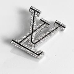  Cài Áo Nam, Nữ - LV Màu Trắng Pha Lê (AF) 