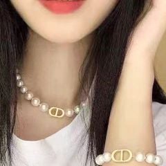  Bộ Trang Sức Dior Vàng - Vòng cổ Choker & Vòng Tay Ngọc Trai Quý Phái 