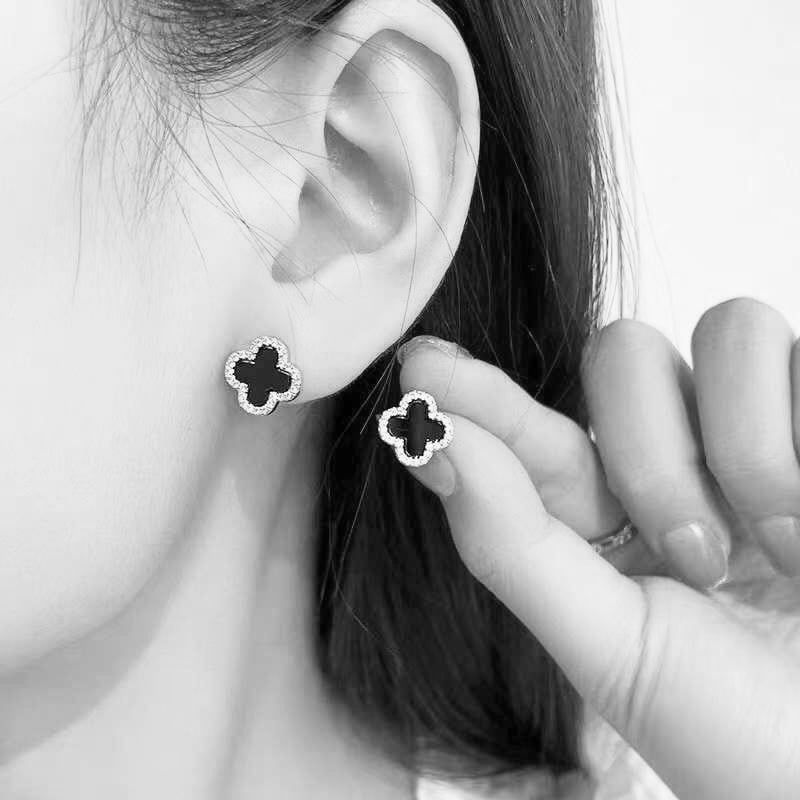  Bộ Trang Sức Cỏ 4 Lá May Mắn Trắng Đen Size 1cm - Dây Chuyền, Vòng Tay & Bông Tai Pha Lê (AR) 