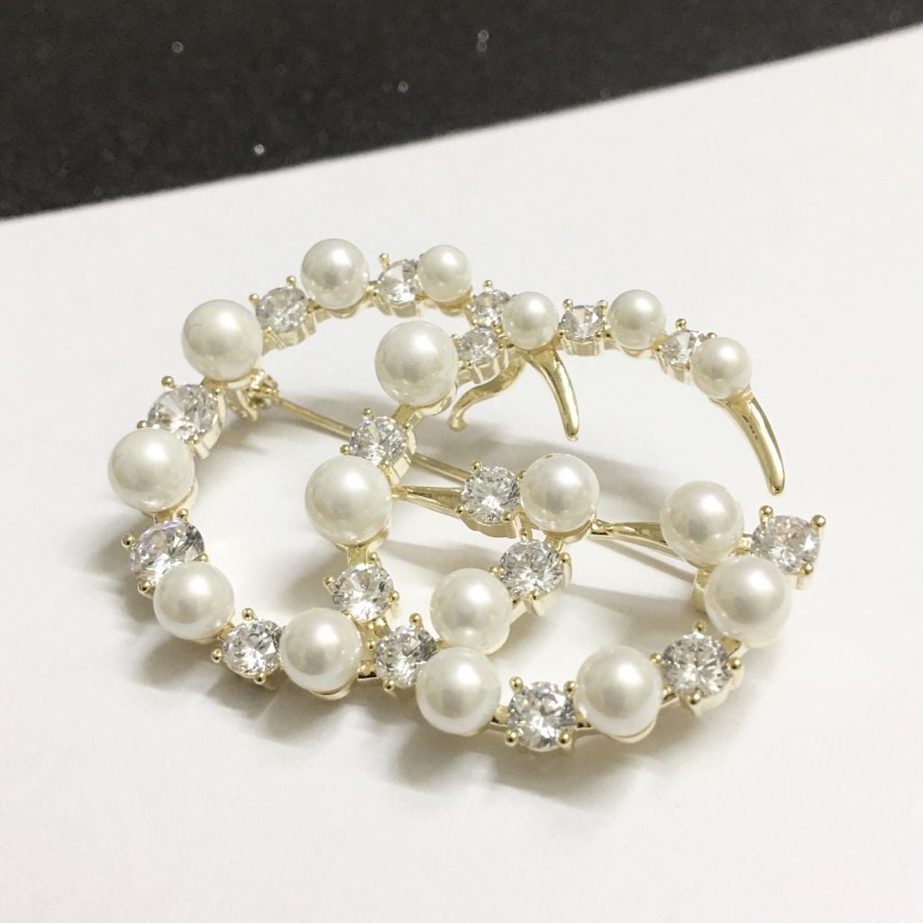  Cài Áo Nam, Nữ - Gucci Màu Vàng Ngọc Trai & Pha Lê Trắng (AC) 