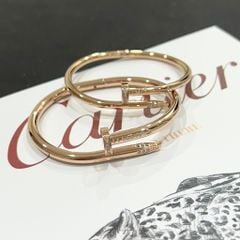  Vòng Tay Cặp Đôi Tình Yêu - Cartier Cây Đinh Màu Vàng Hồng Titan Cao Cấp Pha Lê (AC) 