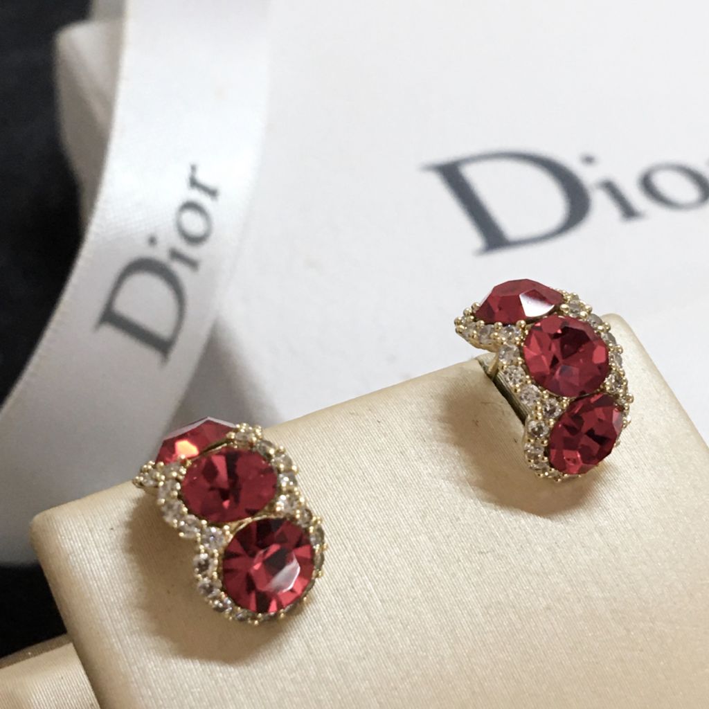  Bông Tai Ôm Vành Tai Pha Lê Đỏ & Trắng Quý Phái (AQ) 