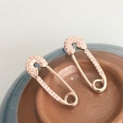  Bông Tai Cây Kim Tâm Pha Lê Hồng (AG) 