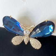  Cài Áo Con Bướm Pha Lê Xanh Bích & Trắng (AJ) 