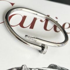  Vòng Tay Nam, Nữ TiTan Cao Cấp - Cartier Cây Đinh Màu Trắng Pha Lê (AH) 