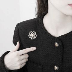  Cài Áo & Mặt Dây Chuyền - Cánh Hoa Chanel Ngọc Trai & Pha Lê (DA) 