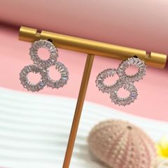  Bông Tai 3 Vòng Tròn Bản To Pha Lê Trắng 