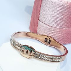  Vòng Tay TiTan Cao Cấp - Chanel Màu Vàng Hồng Pha Lê Trắng (AD) 