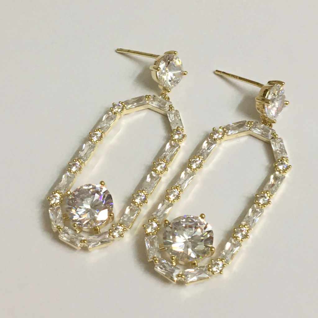  Bông Tai Chữ Nhật Bản To Màu Vàng Pha Lê Trắng (AD) 