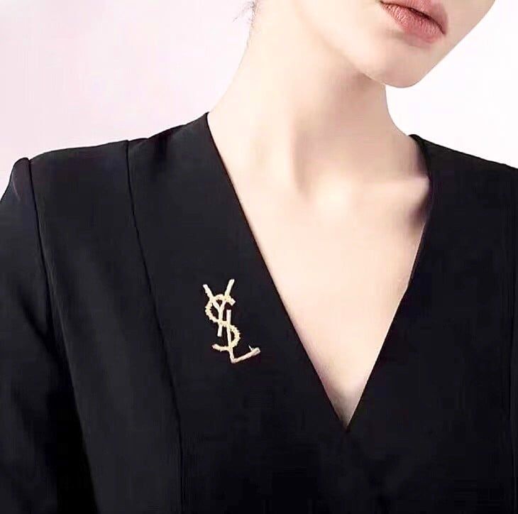  Cài Áo YSL Vàng Bản To Phong Cách Cá Tính (AQ) 