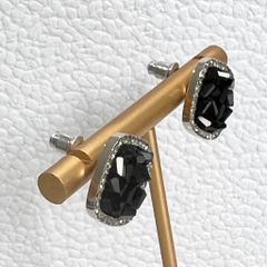  Bông Tai Vuông Bản To Pha Lê Đen & Trắng Sang Trọng 